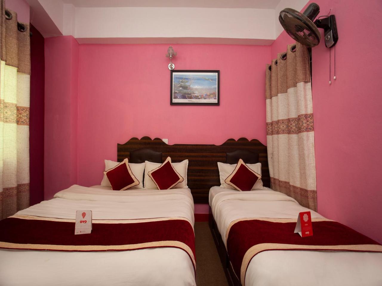 Oyo 195 Global Hotel And Resort Katmandu Dış mekan fotoğraf